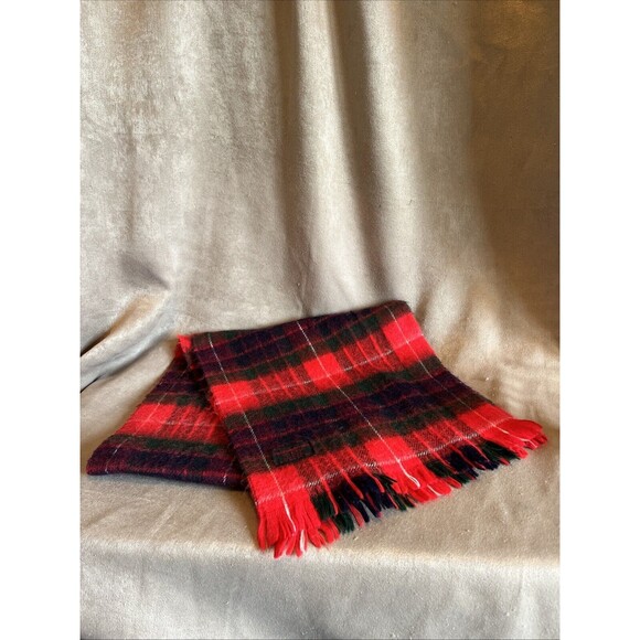 Vintage The Cashmere Touch Red Plaid Fringed Scarf 100% Acrylic Made in Japan - Picture 1 of 8